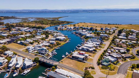 Riviera View - Surfers Paradise Gold Coast 1