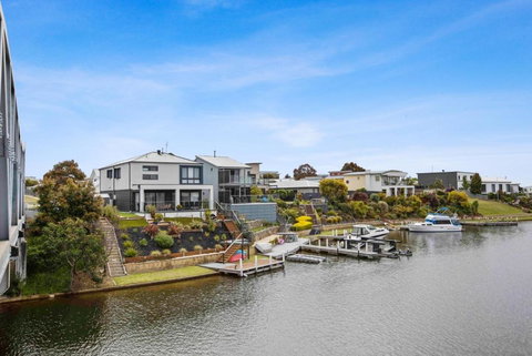 Riviera View - Surfers Paradise Gold Coast 3