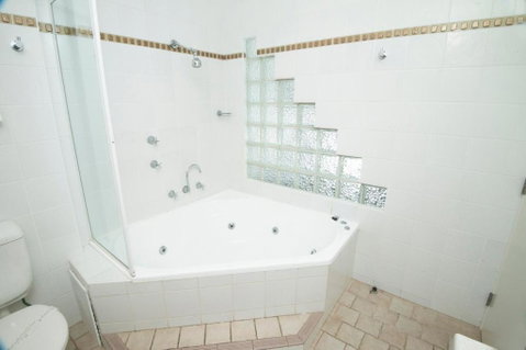 Rockpool Motor Inn - Surfers Paradise Gold Coast 3