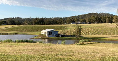 Romantic Lakehouse Set In A Private Vineyard In The Hunter Valley - Surfers Paradise Gold Coast 0