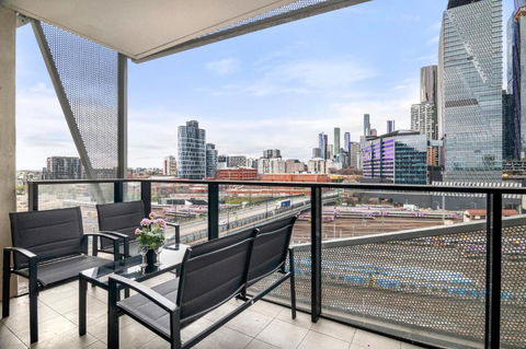 Rooftop Pool 2BR Apartment At Marvel Stadium With Free Parking - Surfers Paradise Gold Coast 2