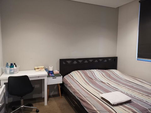 Room With King-size Bed Close To Melbourne CBD & Southern Cross Station - Surfers Paradise Gold Coast 0