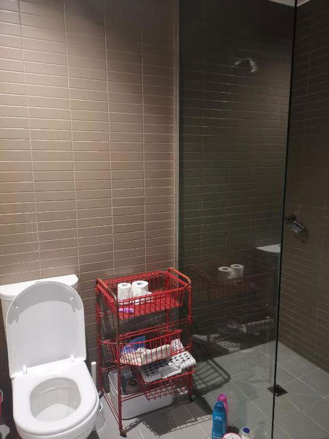 Room With King-size Bed Close To Melbourne CBD & Southern Cross Station - Surfers Paradise Gold Coast 1