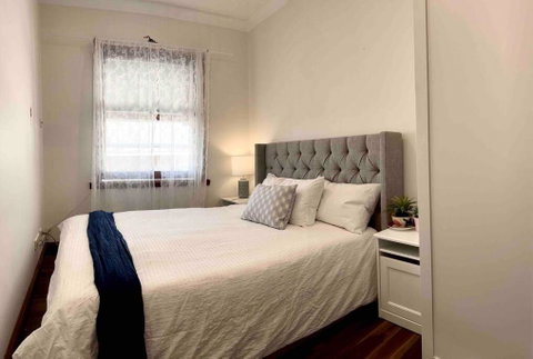 Rosebay Water Front 4 Bd Home - Surfers Paradise Gold Coast 3