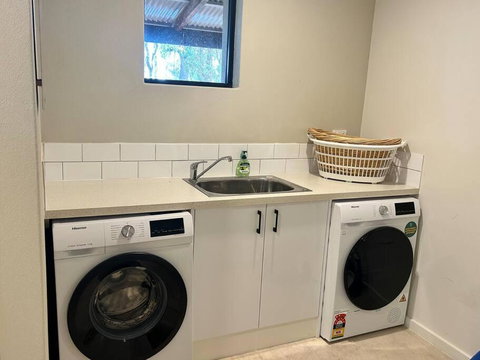 Rosella - Bushland Hideaway - Surfers Paradise Gold Coast 2