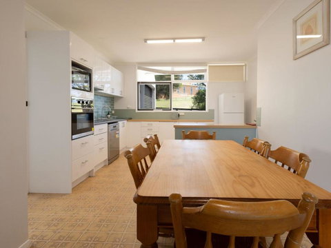 Rosella Perch - Surfers Paradise Gold Coast 1