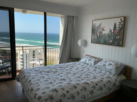 Royal Palm Resort On The Beach - Surfers Paradise Gold Coast 1