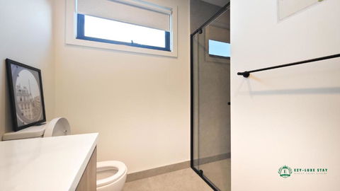 Royalty Living Unit 3 - Surfers Paradise Gold Coast 2