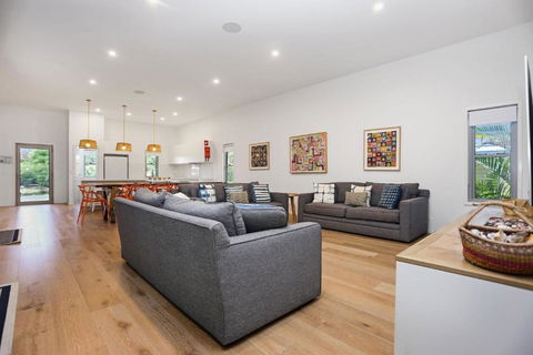 Russell Street Retreat - Surfers Paradise Gold Coast 0