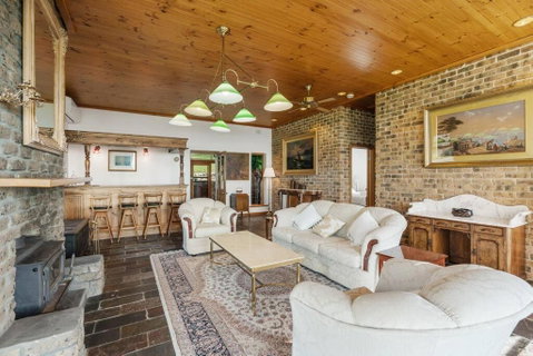 Rustic Cottage - Surfers Paradise Gold Coast 1
