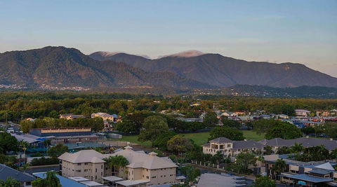 Rydges Esplanade Resort Cairns - Surfers Paradise Gold Coast 1