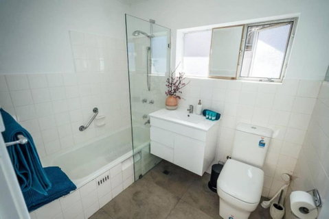 Sahara On AnzacClose - Surfers Paradise Gold Coast 1