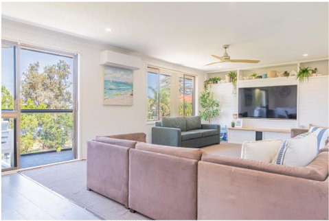 Salt & Sand Getaway - Surfers Paradise Gold Coast 2