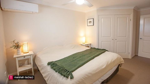 Salt Water Villa Bermagui Four Bedroom Central Location With Wifi - Surfers Paradise Gold Coast 2