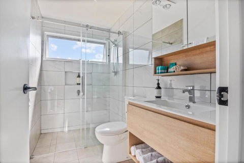 SALTAIR Beach House Right In Town - Surfers Paradise Gold Coast 3