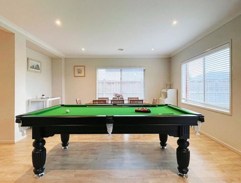 Saltwater Coast House By GoodLive - Surfers Paradise Gold Coast 2