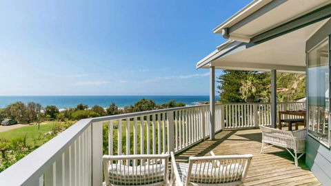 Salty Air Beachside Cottage At Killcare - Surfers Paradise Gold Coast 0