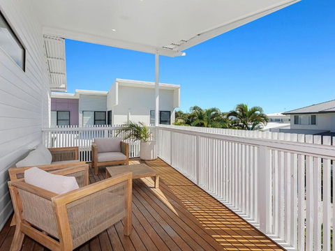 Salty Haven - Surfers Paradise Gold Coast 1