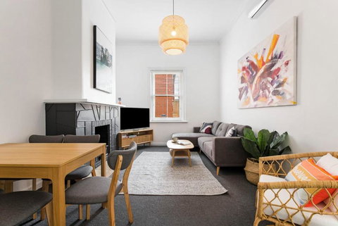 Salty Pines - 3BR House Glenelg South - Surfers Paradise Gold Coast 0