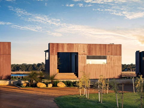 Samphire Chalet Peppermint - Surfers Paradise Gold Coast 0