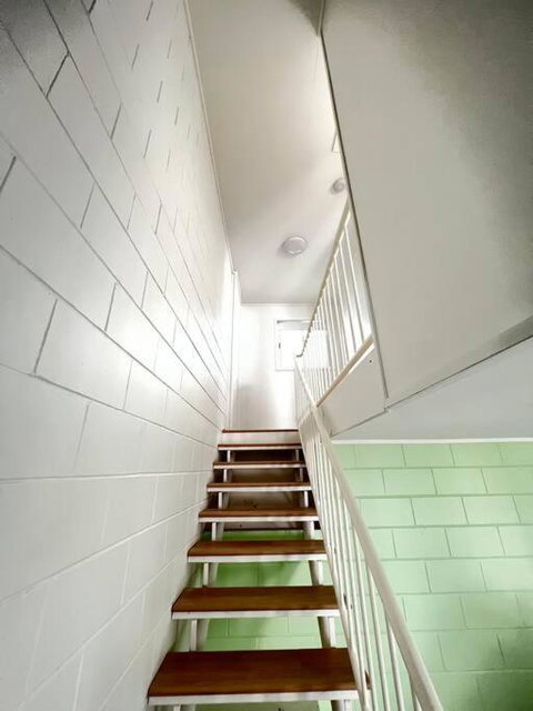 Samuel Grove - Surfers Paradise Gold Coast 3