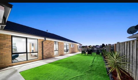 Sanctuary Lakes Holiday House - Surfers Paradise Gold Coast 1