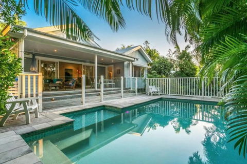 Sanctuary Spaces - Kia Ora Byron - Surfers Paradise Gold Coast 0