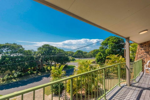 Sand Dunes - Surfers Paradise Gold Coast 3