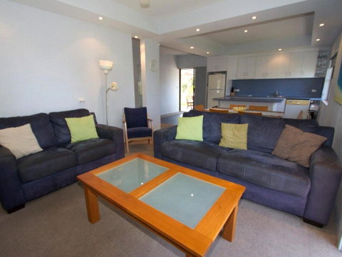 Sandcastle 7 With WiFi - Surfers Paradise Gold Coast 1