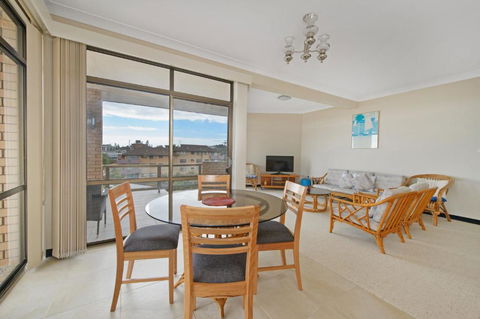 Sandpiper 9 25 Waugh Street - Surfers Paradise Gold Coast 2