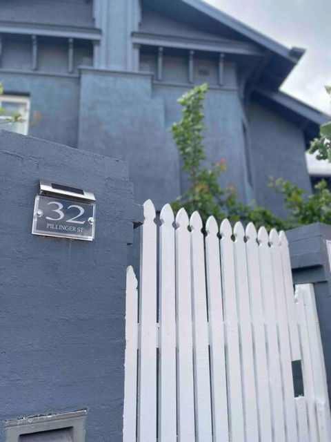 Sandy Bay Escape - Surfers Paradise Gold Coast 3