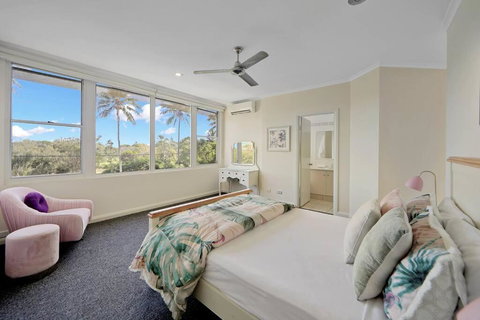Sandy Cove @ Royle Palms - Surfers Paradise Gold Coast 1
