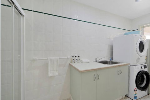 Sandy Cove @ Royle Palms - Surfers Paradise Gold Coast 2