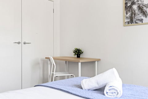 Serene Double Room In Panania - Close To Stations & Shops - Shared Bathroom - Surfers Paradise Gold Coast 2