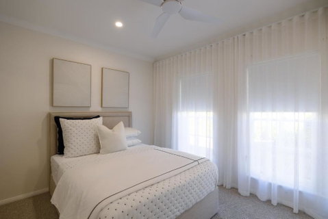 Serene Retreat On The City Fringe - Surfers Paradise Gold Coast 1