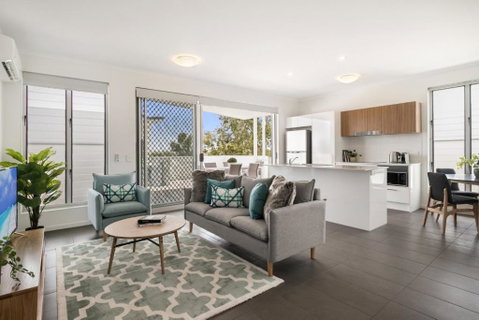Spacious Apartment With Generous Entertaining - Surfers Paradise Gold Coast 0