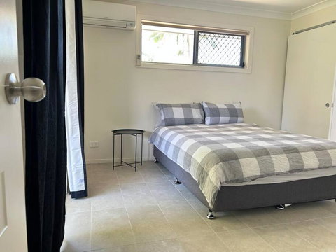 Stay At Bambas - Surfers Paradise Gold Coast 2