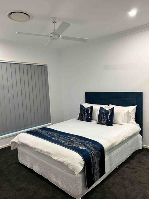 Stay At Linton - Surfers Paradise Gold Coast 2