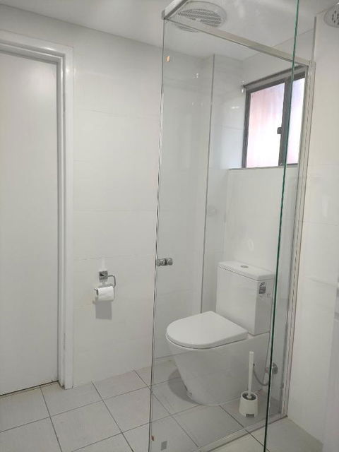 T&V Suites - Surfers Paradise Gold Coast 3