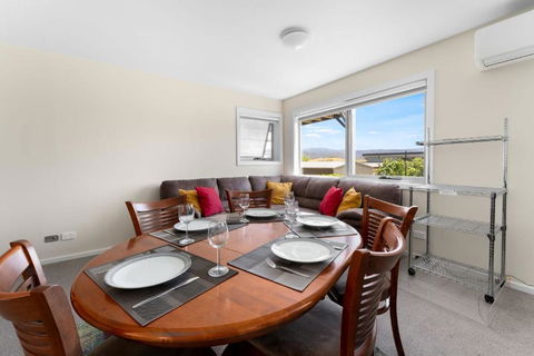 T Bar On Twynam - Modern 2BR Apartment L WiFi L Netflix L BBQ L Smart TV L Air-Con - Surfers Paradise Gold Coast 2