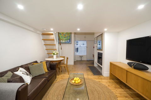 Beachside Luxury Loft Apartment - Surfers Paradise Gold Coast 1