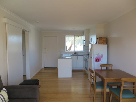 Beachside Rest - Surfers Paradise Gold Coast 2