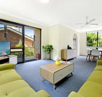 Beachside Unit Near Convention Centre - Surfers Paradise Gold Coast