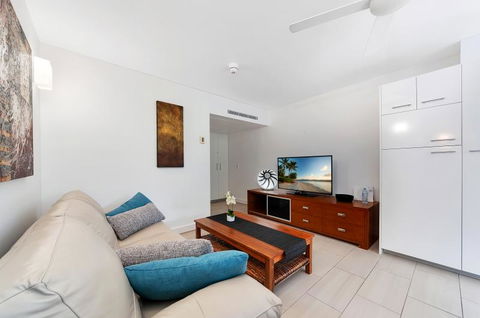 Beautiful Private Apt @ Drift Palm Cove - Surfers Paradise Gold Coast 0