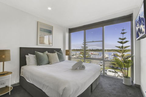 Bellevue On The Lakes - Surfers Paradise Gold Coast 2