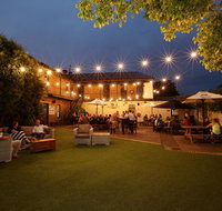 Belmore Hotel Scone - Surfers Paradise Gold Coast