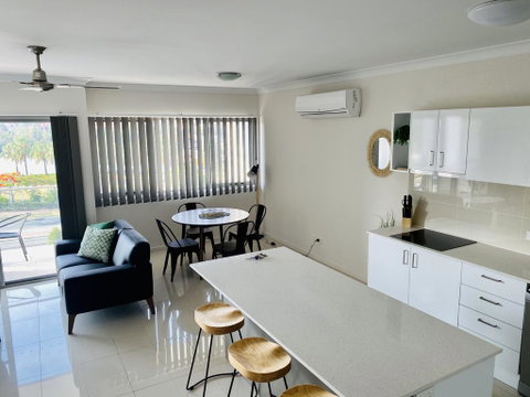 Best Western Plus North Lakes Hotel - Surfers Paradise Gold Coast 3