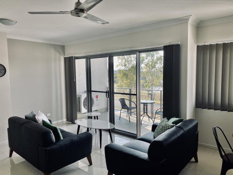 Best Western Plus North Lakes Hotel - Surfers Paradise Gold Coast 1