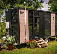 Big Tiny Paz Seven Hills Tiny House Tallarook - Surfers Paradise Gold Coast