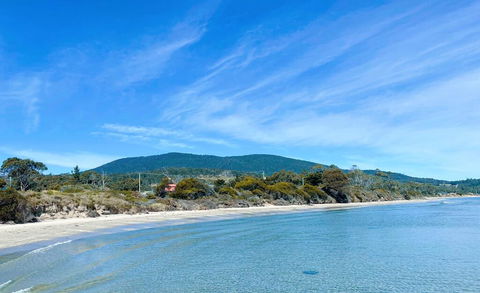 Blue Cottage Bruny Island - Surfers Paradise Gold Coast 2